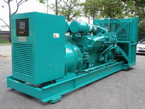 矿区如何选择适合 100KW 发电机的电缆长度？